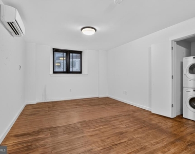 2321 Fitzwater Street - Photo Thumbnail 23