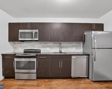 2321 Fitzwater Street - Photo Thumbnail 20