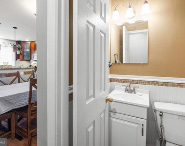 7200 Shalkop Street - Photo Thumbnail 9