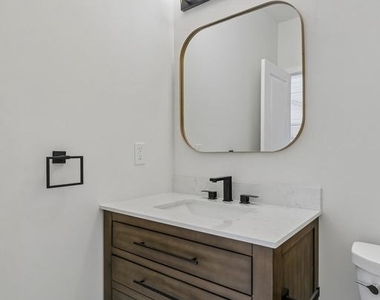 3156 Almond Street - Photo Thumbnail 27