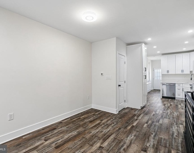 3156 Almond Street - Photo Thumbnail 18