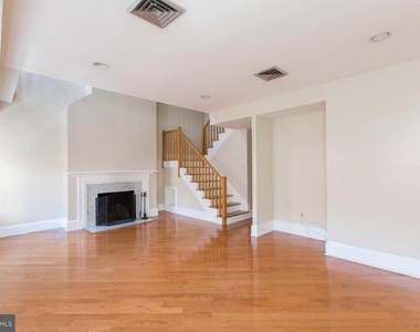 242 S 8th Street - Photo Thumbnail 2