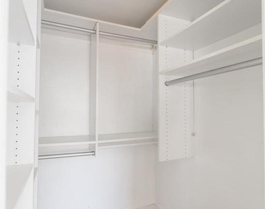 242 S 8th Street - Photo Thumbnail 21