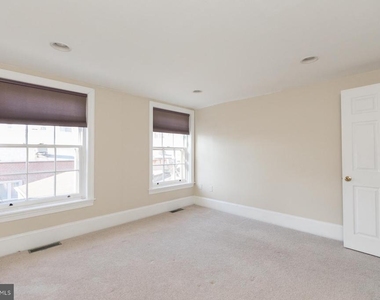 242 S 8th Street - Photo Thumbnail 25