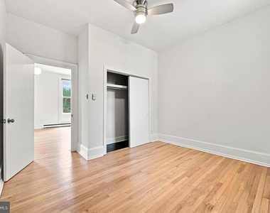 2107 Green Street - Photo Thumbnail 8