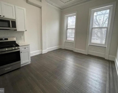 2037 Spring Garden Street - Photo Thumbnail 2