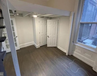 2037 Spring Garden Street - Photo Thumbnail 5