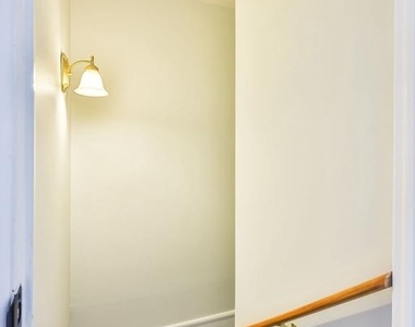 9898 Wistaria Street - Photo Thumbnail 47