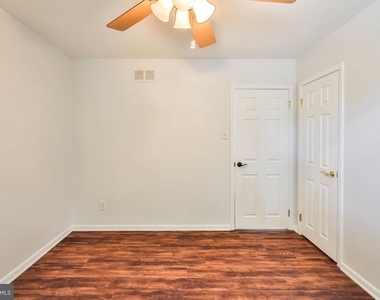 9898 Wistaria Street - Photo Thumbnail 37