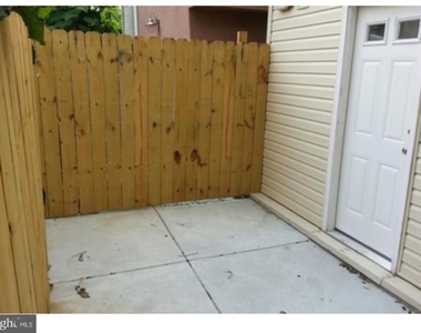 1338 S Bancroft Street - Photo Thumbnail 9