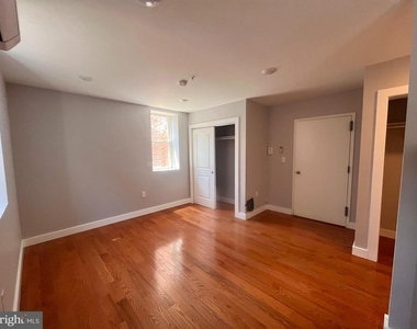 4508 Walnut Street - Photo Thumbnail 4