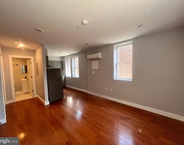 4508 Walnut Street - Photo Thumbnail 2