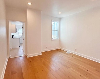 3047 Coral Street - Photo Thumbnail 2