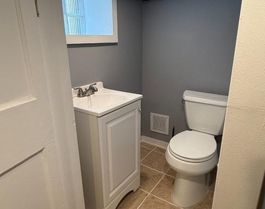 2449 N Corlies Street - Photo Thumbnail 5