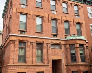 2137 Spruce Street - Photo Thumbnail 12