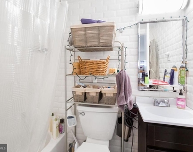 2137 Spruce Street - Photo Thumbnail 8