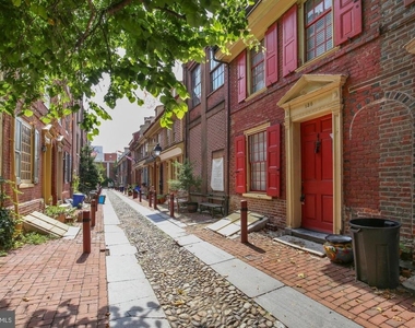130 Elfreths Alley - Photo Thumbnail 34
