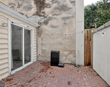 130 Elfreths Alley - Photo Thumbnail 15