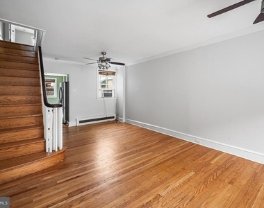 623 Gerritt Street - Photo Thumbnail 2