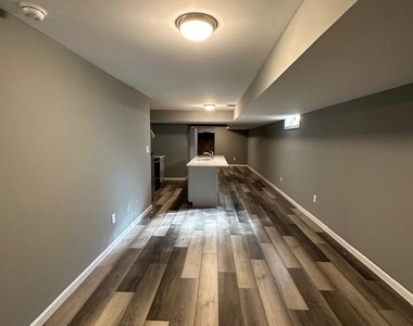 1019 Christian Street - Photo Thumbnail 2