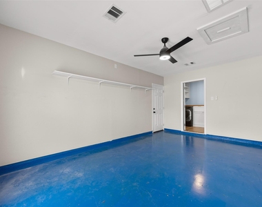 5206 Emerald Forest Dr - Photo Thumbnail 18