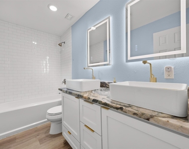 5206 Emerald Forest Dr - Photo Thumbnail 12