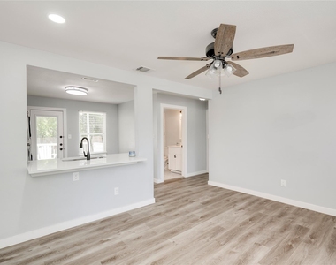 1400 Marcus Pl - Photo Thumbnail 18