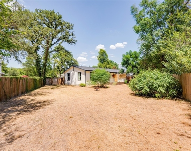 1400 Marcus Pl - Photo Thumbnail 35