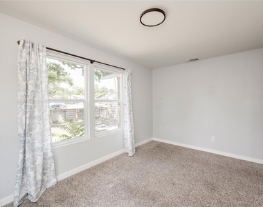 1400 Marcus Pl - Photo Thumbnail 13