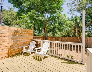 1400 Marcus Pl - Photo Thumbnail 32