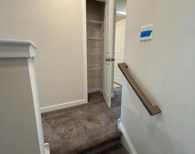 2 Kusy Terrace - Photo Thumbnail 41