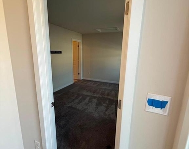 2 Kusy Terrace - Photo Thumbnail 64