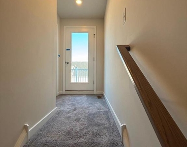 2 Kusy Terrace - Photo Thumbnail 69