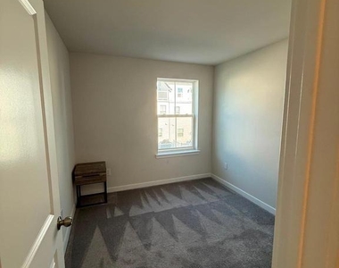 2 Kusy Terrace - Photo Thumbnail 44