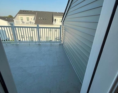 2 Kusy Terrace - Photo Thumbnail 65