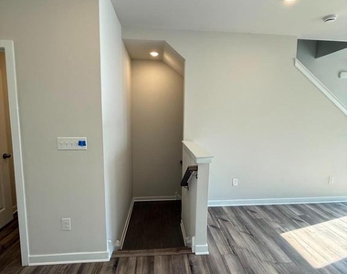 2 Kusy Terrace - Photo Thumbnail 32