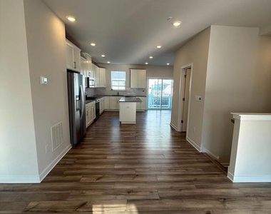 2 Kusy Terrace - Photo Thumbnail 26