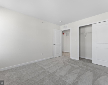 56 Continental Way - Photo Thumbnail 20