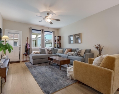 5403 Dimesky Ln - Photo Thumbnail 5