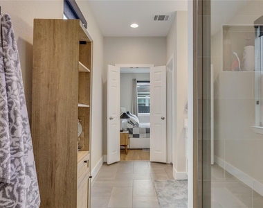 5403 Dimesky Ln - Photo Thumbnail 23