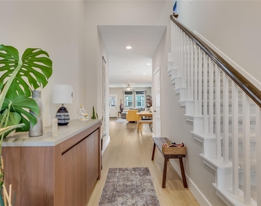 5403 Dimesky Ln - Photo Thumbnail 14