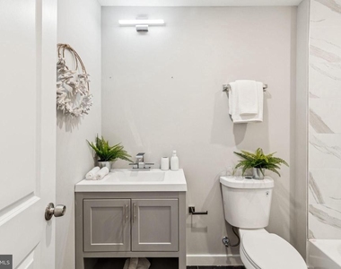 203 Haverford Avenue - Photo Thumbnail 20