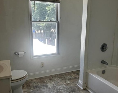 441 Walnut Street - Photo Thumbnail 4