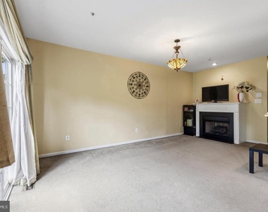 80 Chadwick Circle - Photo Thumbnail 11