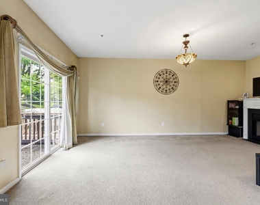 80 Chadwick Circle - Photo Thumbnail 10