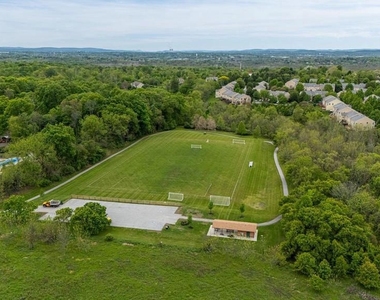 80 Chadwick Circle - Photo Thumbnail 54