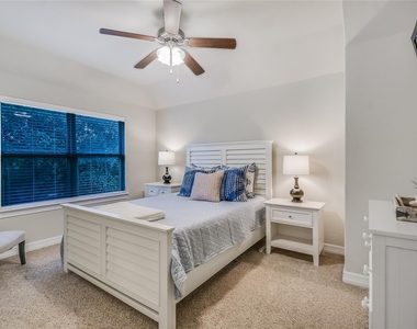223 Lake Como Dr - Photo Thumbnail 23