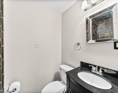 225 Chestnut Street - Photo Thumbnail 22