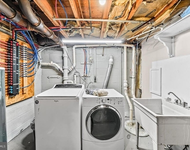 225 Chestnut Street - Photo Thumbnail 36