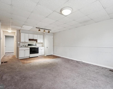 271 N Wycombe Avenue - Photo Thumbnail 3
